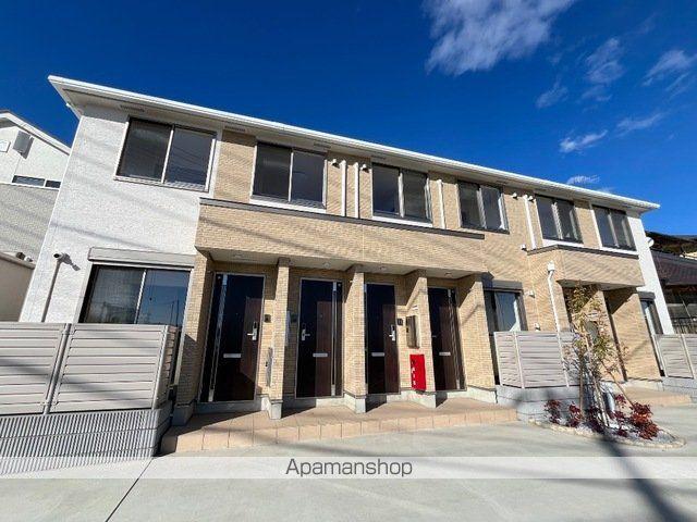 MAISON IRIS CHOU CHOU