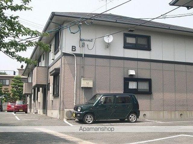 ヴィラクレストB棟