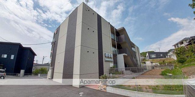 リーフ ニシヤマ