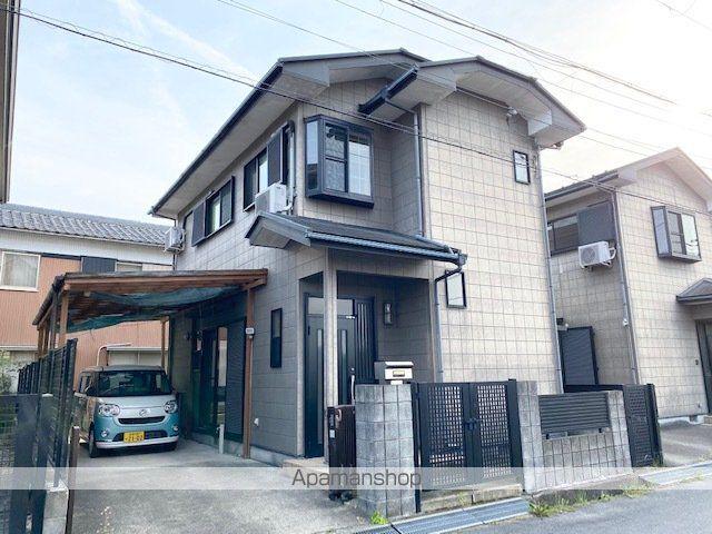 滋賀県東近江市札の辻2丁目の戸建賃貸