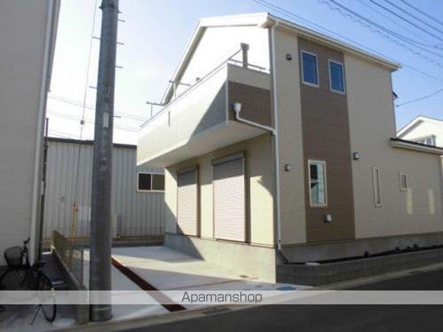 神奈川県平塚市 2階建 築10年
