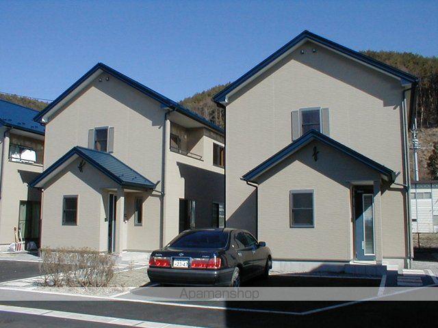 長野県岡谷市長地鎮2丁目の戸建賃貸