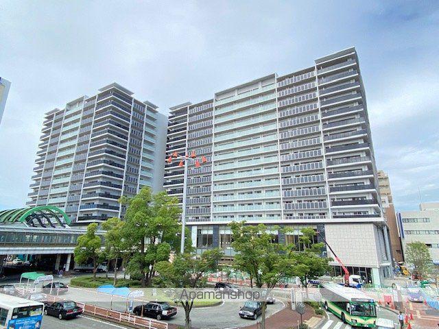 プラウド阪急塚口駅前