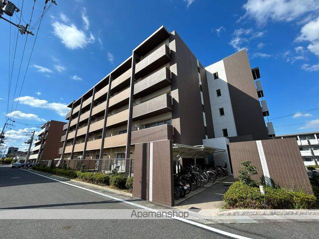 滋賀県草津市南草津4丁目の建物