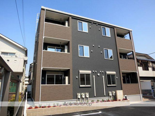 エムステージ