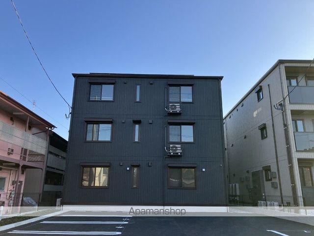 DーROOM小田原8丁目III(2LDK/3階)