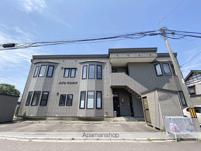 メゾンシンエイ