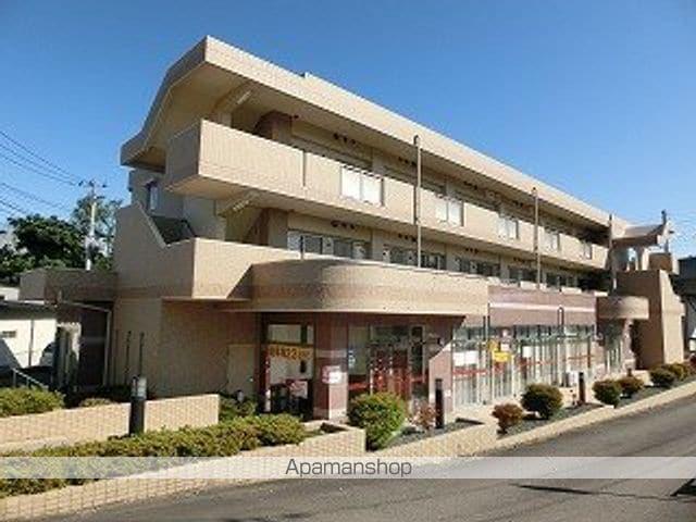 グローリープレース