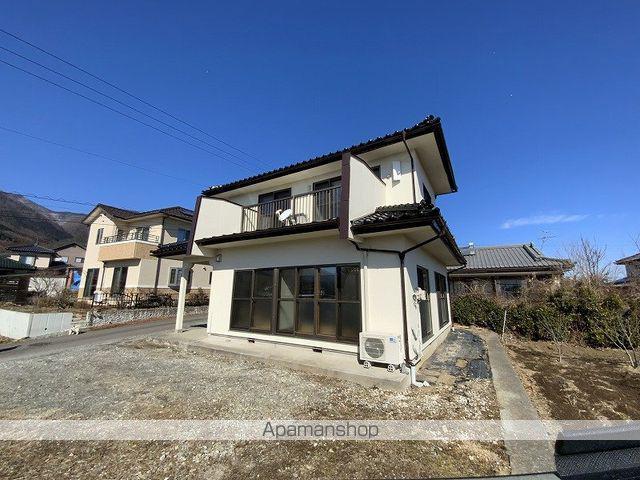 長野県上伊那郡箕輪町 2階建 築39年