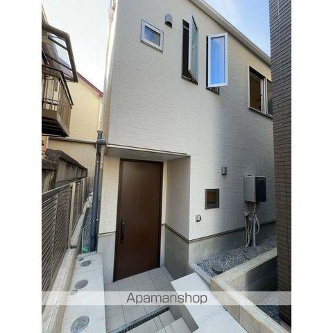 東京地下鉄東西線 高田馬場駅 徒歩8分 3階建 築4年