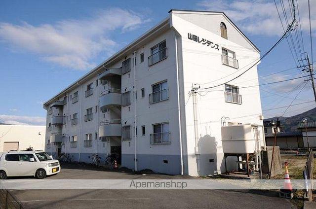 山田レジデンス