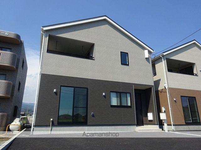 静岡県沼津市 2階建 築3年