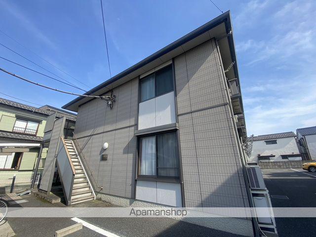 ステージイースト