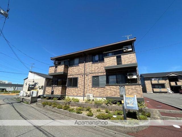 ロイヤルタウン程島A/B/C/D