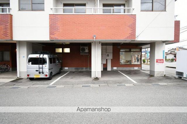 メゾンひまわり