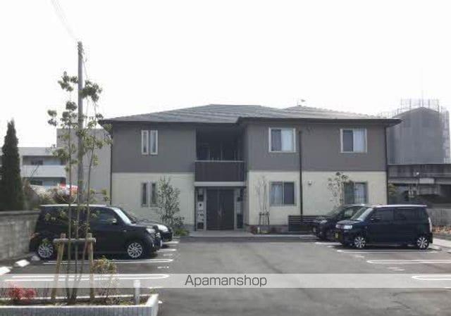 クラバエミリン