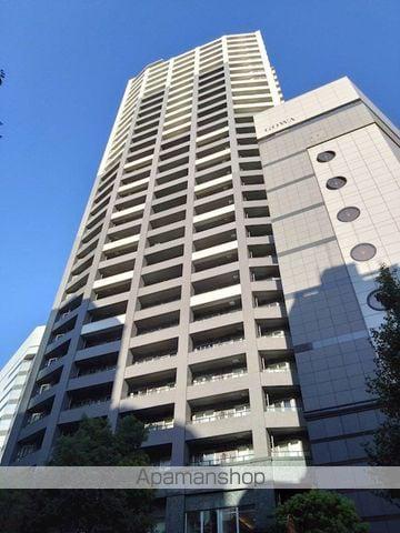 ファーストリアルタワー新宿