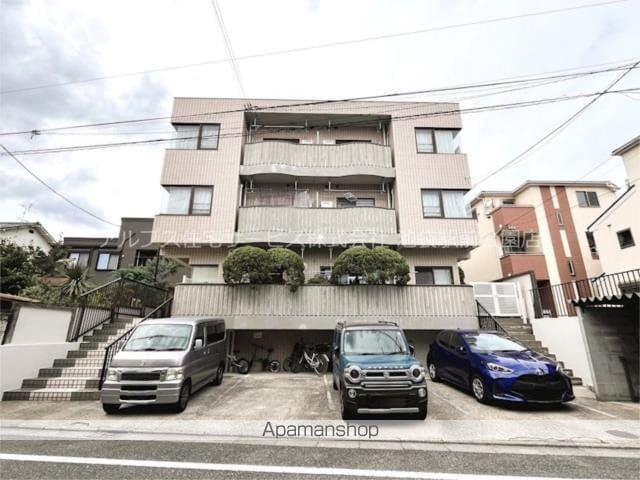 カルムサイトー[2階]