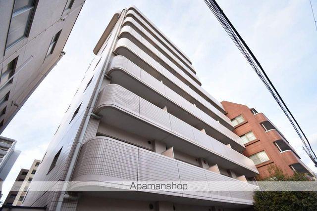 トロワフレール