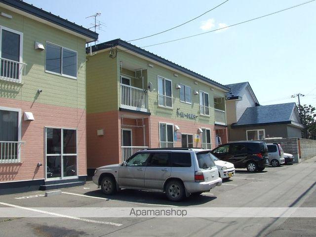 ラ・ポレール新緑S(2LDK/1階)