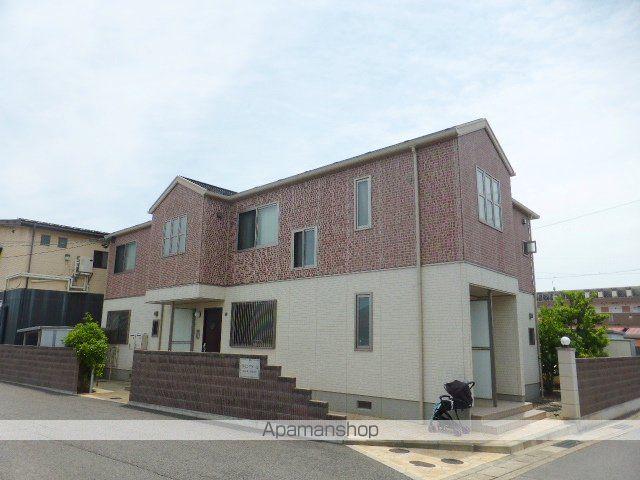 グランドアース