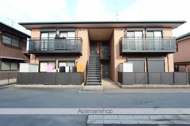 パインズコート新居E