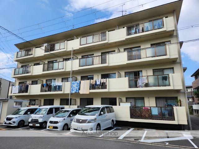 ファミール高石