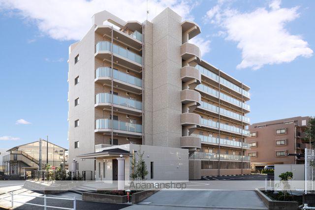 エリシア・イリス