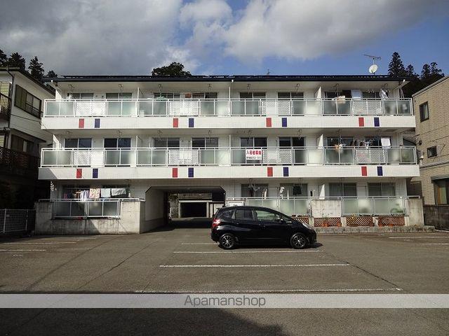 ロイヤルパインズ