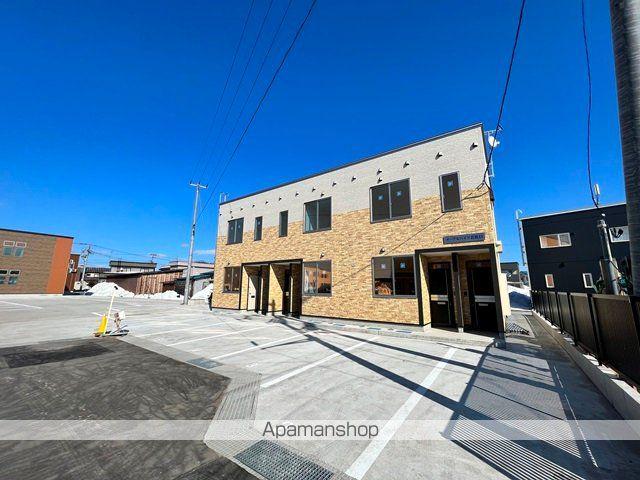 メープルハイツ若松D棟