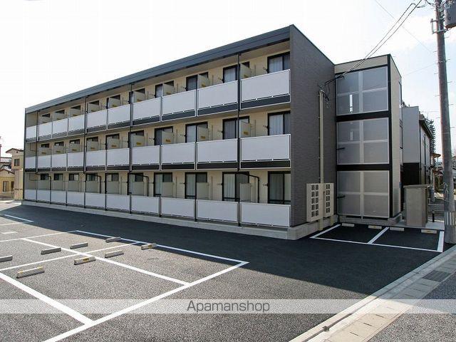 レオパレスクリスタルパレス