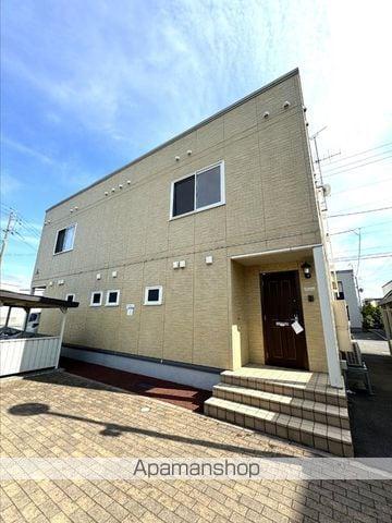 リビングタウン鳴滝 A