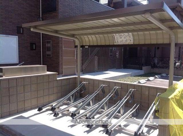 クレイノフェリーチェ