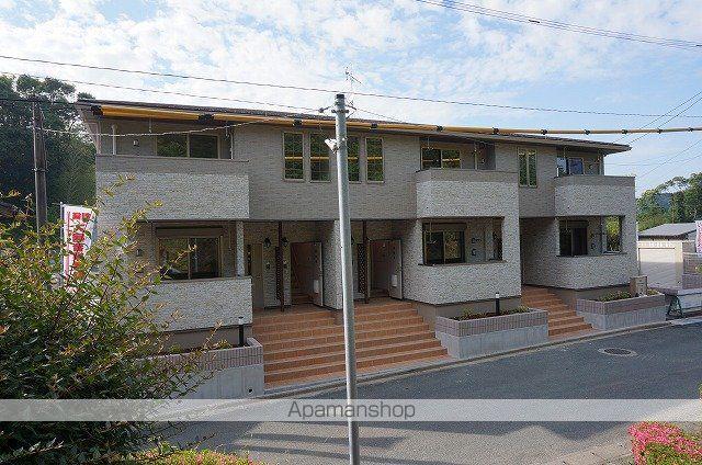 ヴィラウィスタリア宗像1