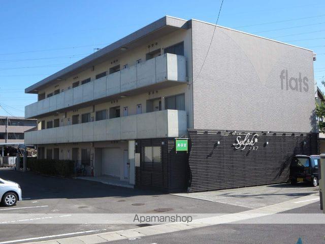 エム・フラッツ