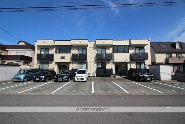 ロイヤルマコト桂木(3LDK/1階)