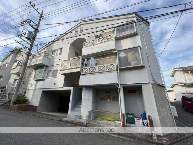 ホワイトウイング狭間2(2DK/1階)