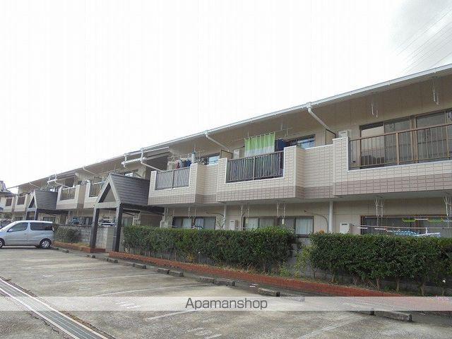 イーストハイツ