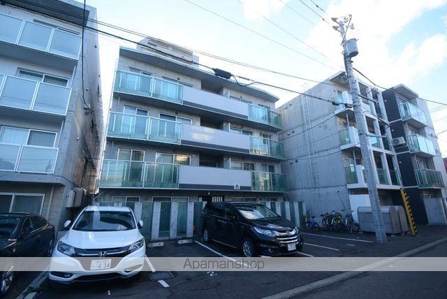 フロレゾン学園前