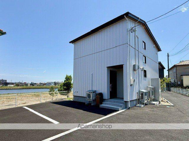 越後線 青山駅(新潟) 徒歩13分 2階建 築1年