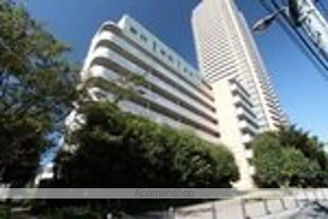 河田町ガーデン4