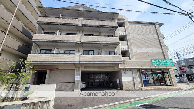 パインフィールドビル