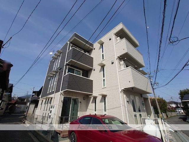 GRANDE CHOUCHOUMONICA