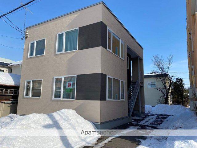 東４条南１８丁目７−３テラスハウス(2LDK)