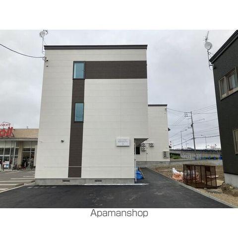 メニーズコート西宮の沢タウンＡ棟