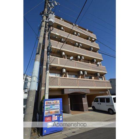 ベクヴェーム・ラウム