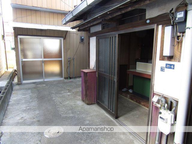 山梨県富士吉田市下吉田3丁目の戸建賃貸
