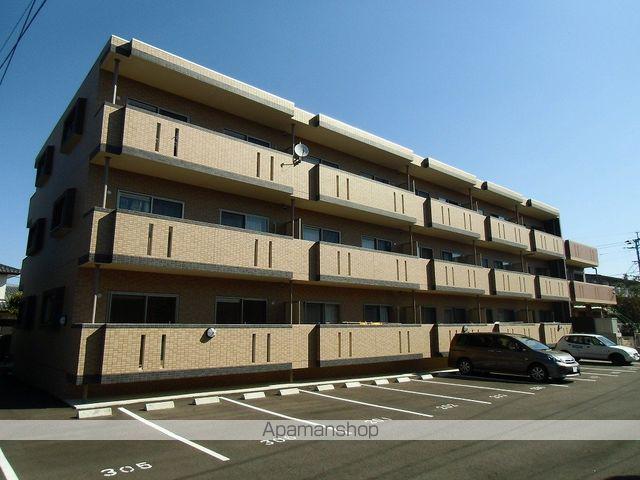 ロイヤルクレッセント(1LDK/1階)