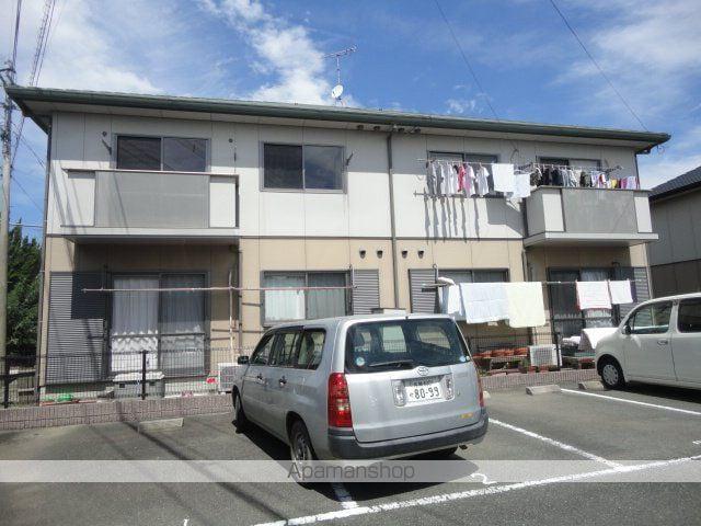 コーポニュートリノABC棟(3LDK/1階)