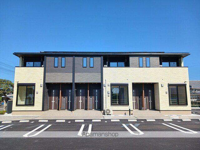 グランブルー西都 A